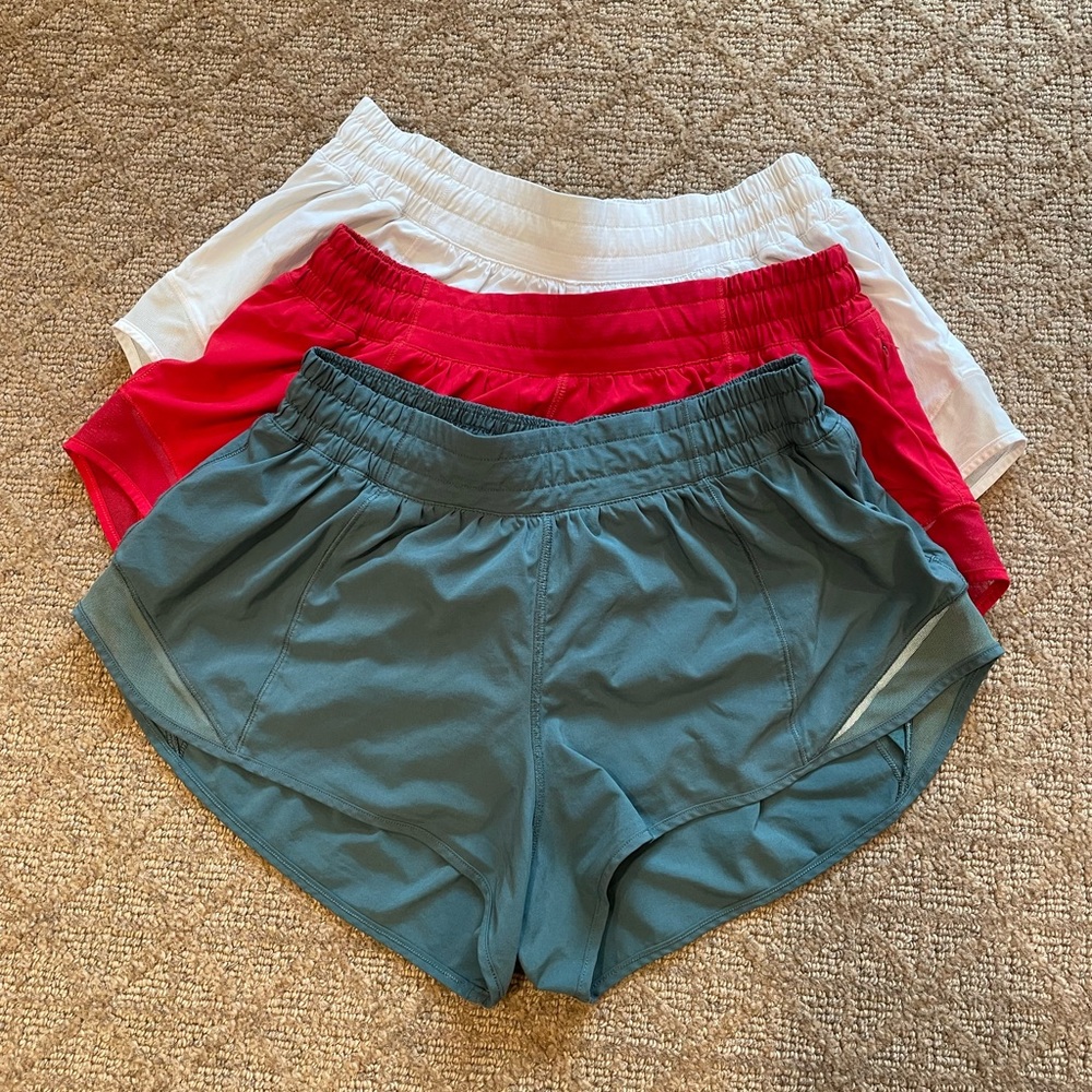 Lululemon Hotty Hot Low-Rise Line Shorts 2.5”. Pack of 3 - all size 8